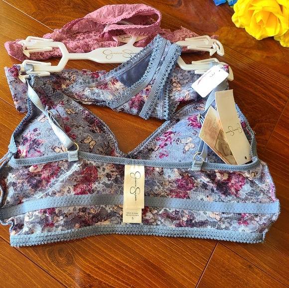 Jessica Simpson 3pc Bralette & Thong Set - Picture 6 of 10